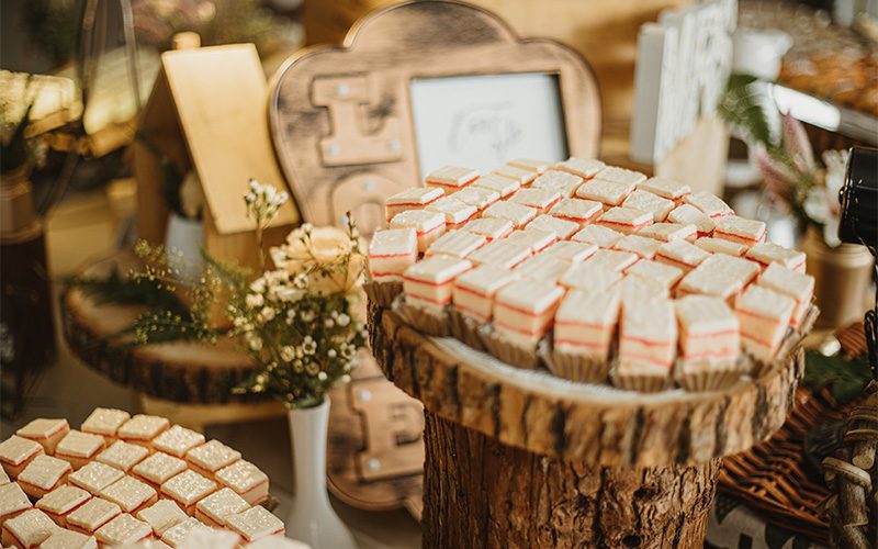 Mini cake portions displaying trending bite-sized catering menu variety.