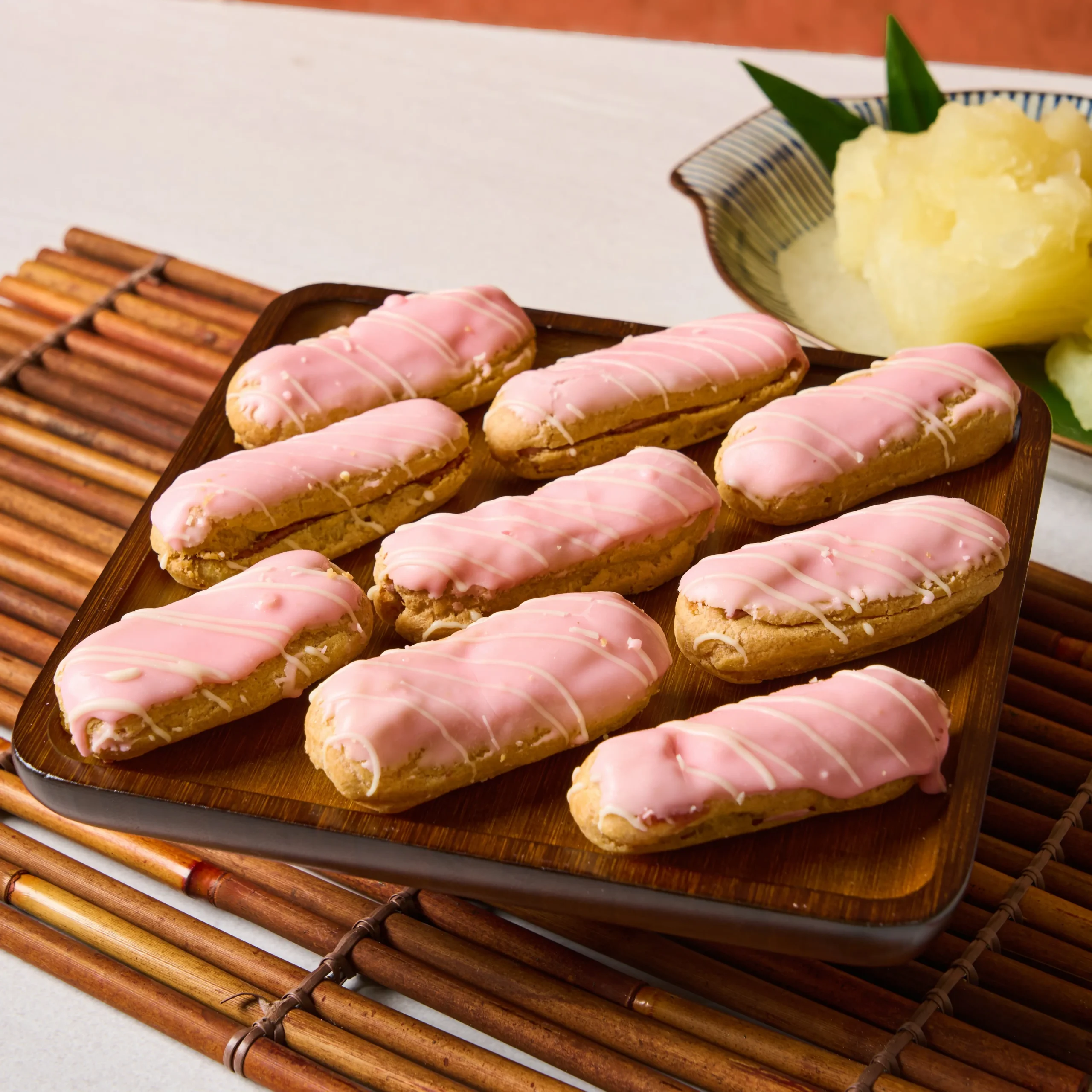 Red Bean Eclair