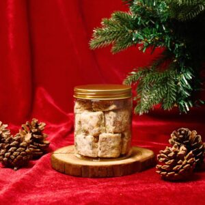Scallion butter pistachio snowgat gift box